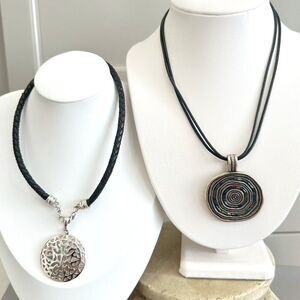 2 Premier Designs "Bora Bora" Pendant Enhancer & Silver tone Medallion Necklace